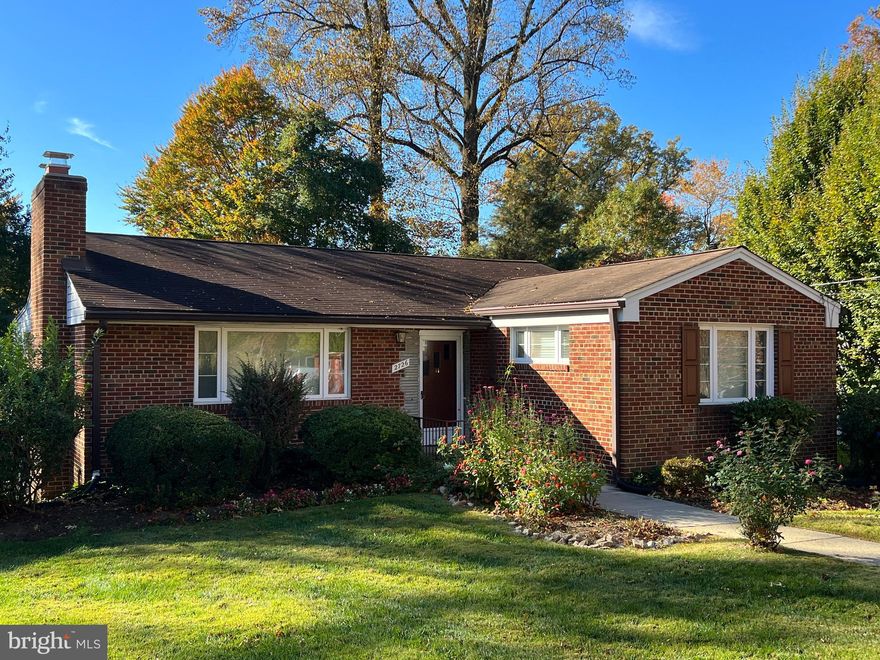 ESTATE AUCTION: CHEVY CHASE
Imagine the potential for this lovely home situated in the picturesque community of Rock Creek Forest.  Perfect location in Chevy Chase - with an easy commute to DC, only steps away from Rock Creek Park and Meadowbrook Stables, and so close to all of the dining and entertainment opportunities in the surrounding area. Make a few improvements and add your personal touches to make this home your own retreat . . . or renovate it and sell it for a nice return on your investment.  No matter how you look at it there is tremendous potential with this home.