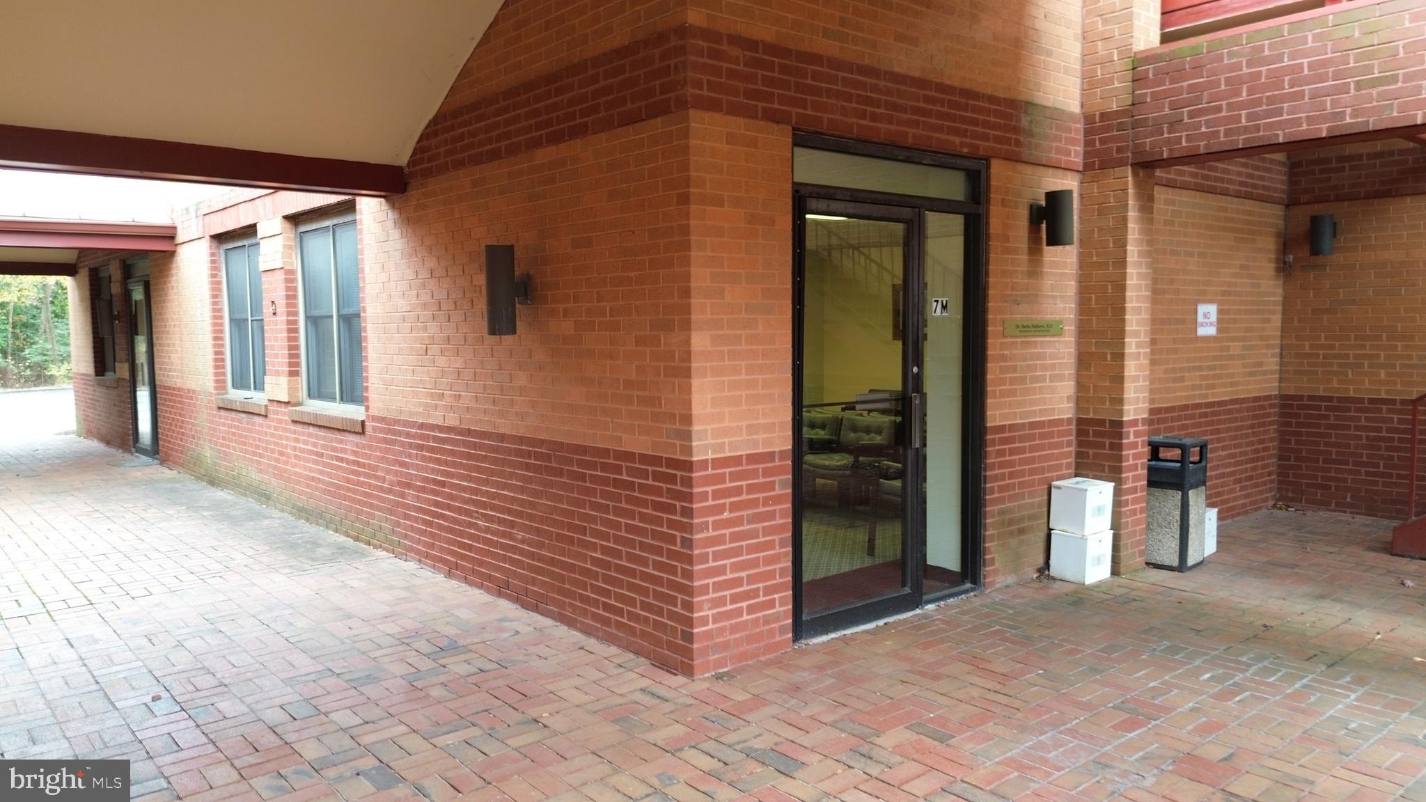 7 POST OFFICE ROAD M