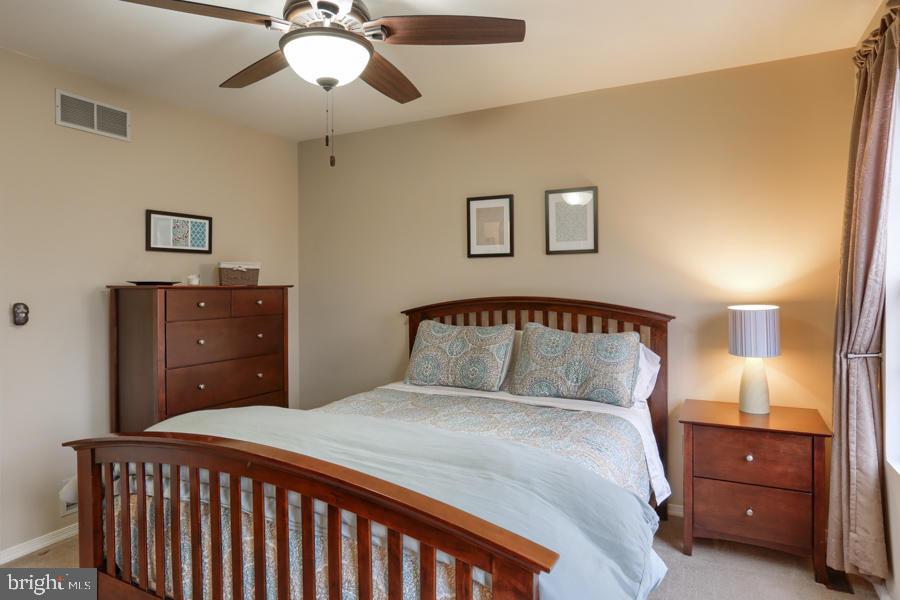 REGENCY HILLS - Residential