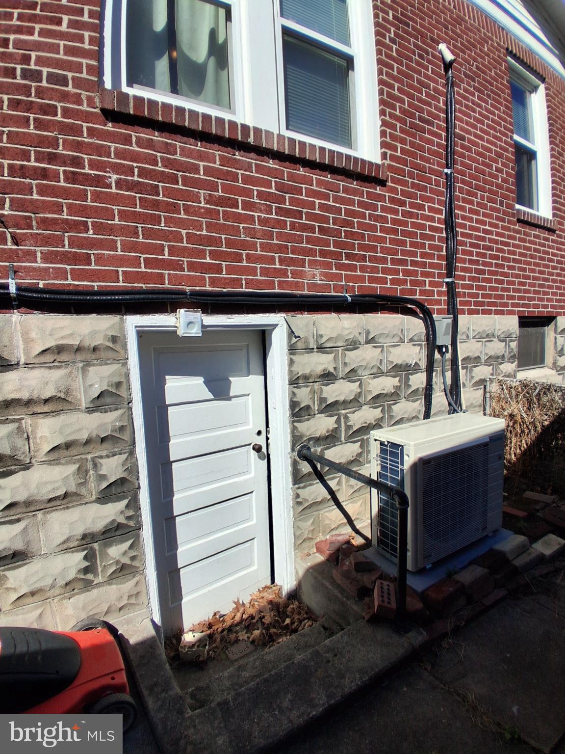 NORTH END - Residential