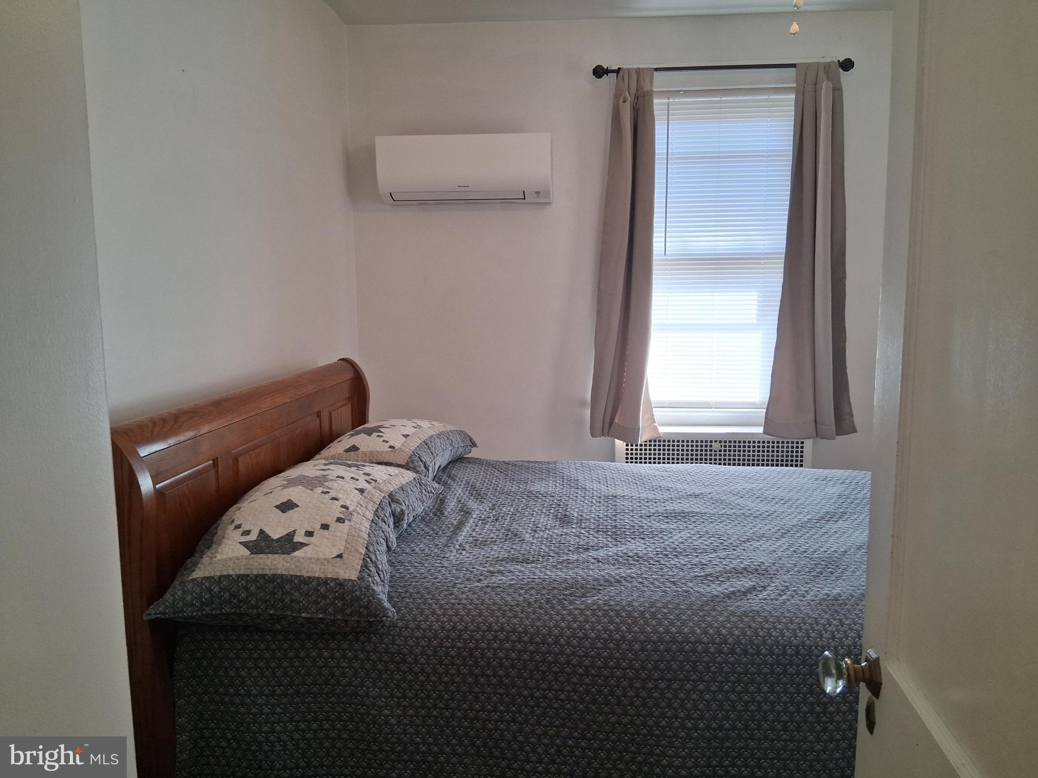 NORTH END - Residential