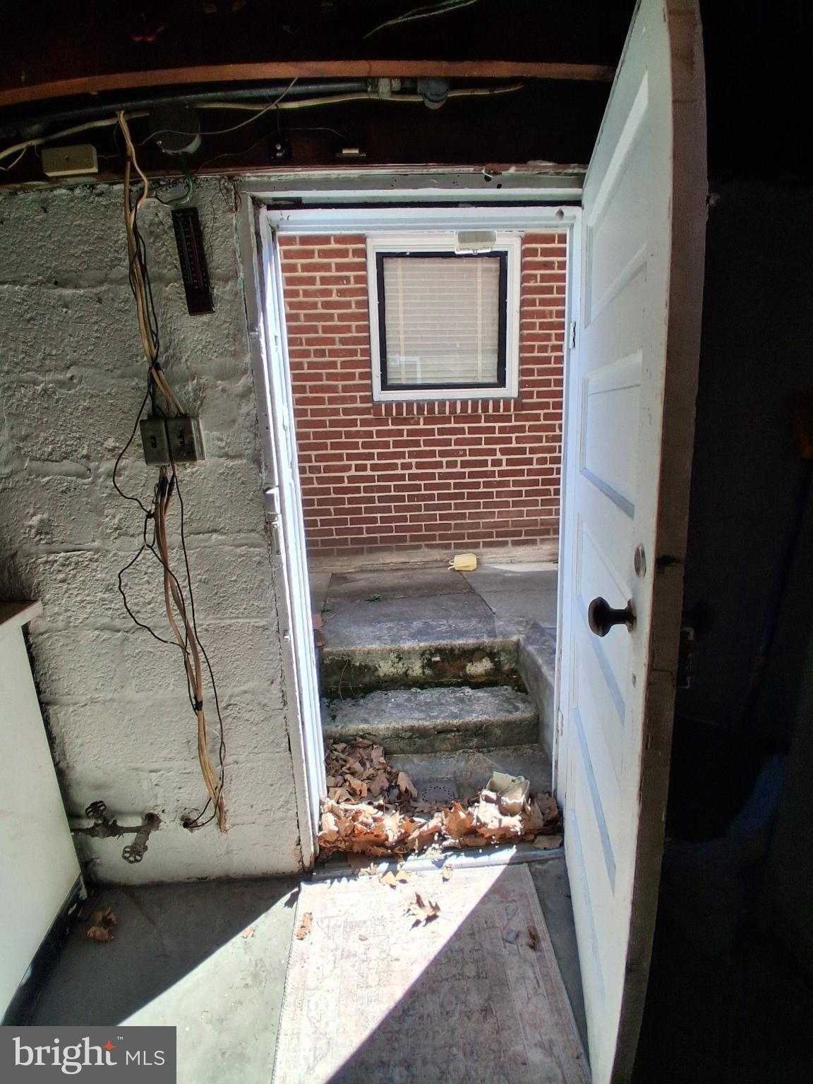 NORTH END - Residential