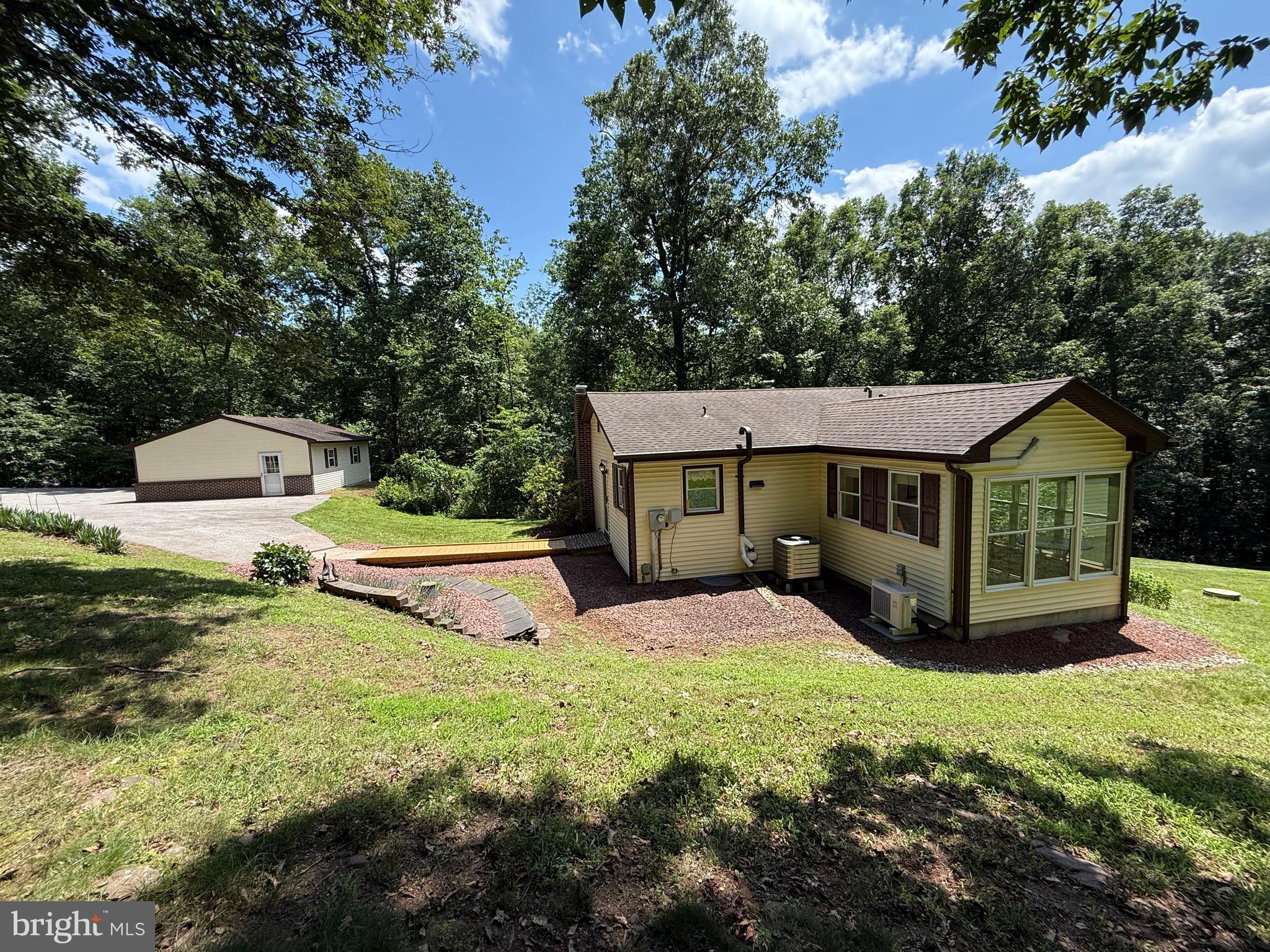 6420 MOUNTAIN ROAD