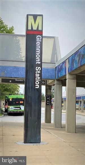 LONGMEAD CROSSING - Residential