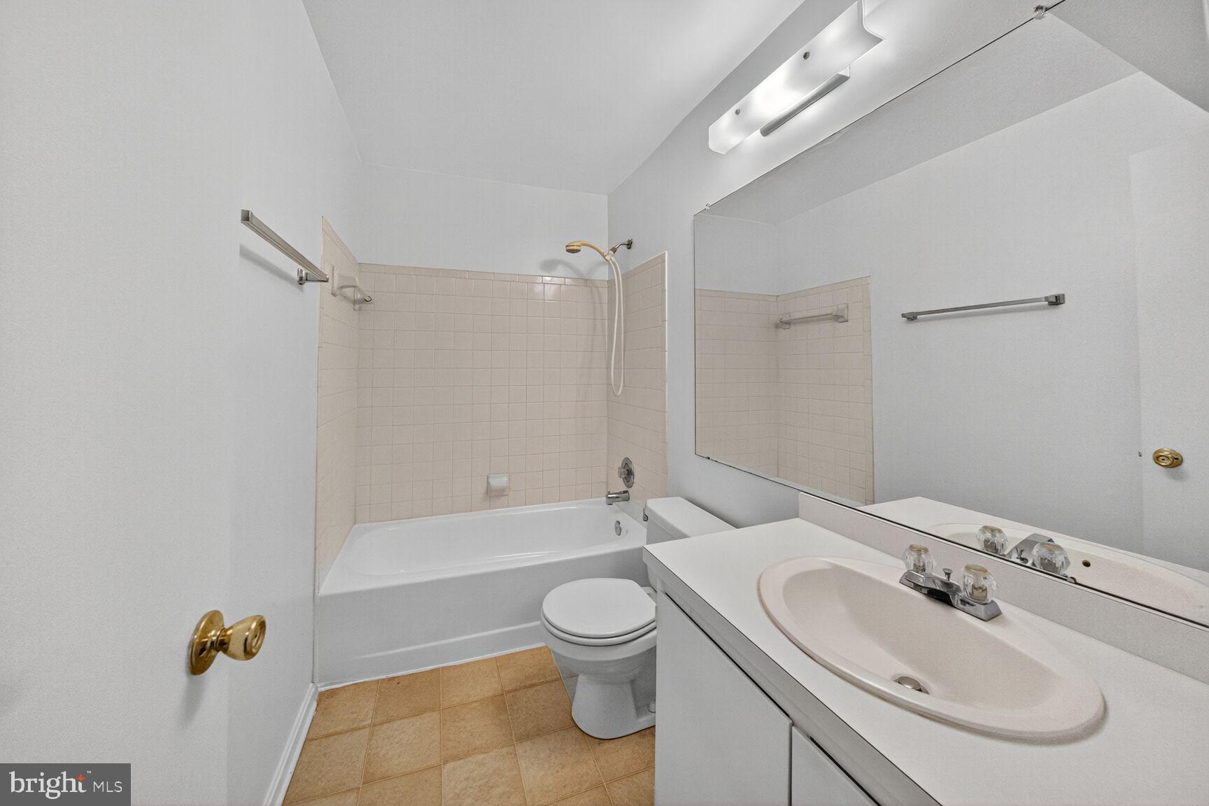 LONGMEAD CROSSING - Residential