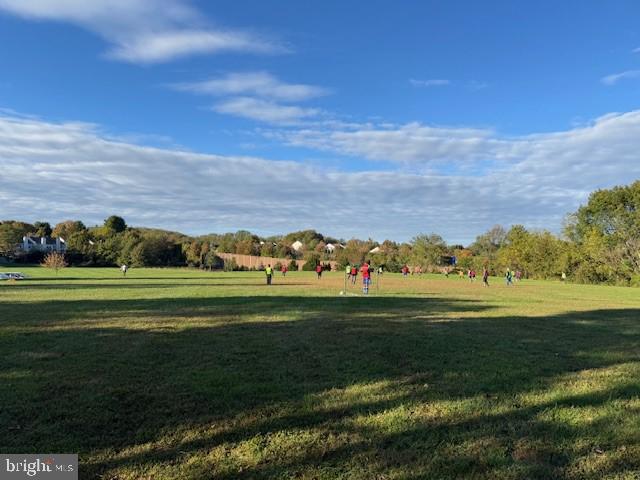 LONGMEAD CROSSING - Residential