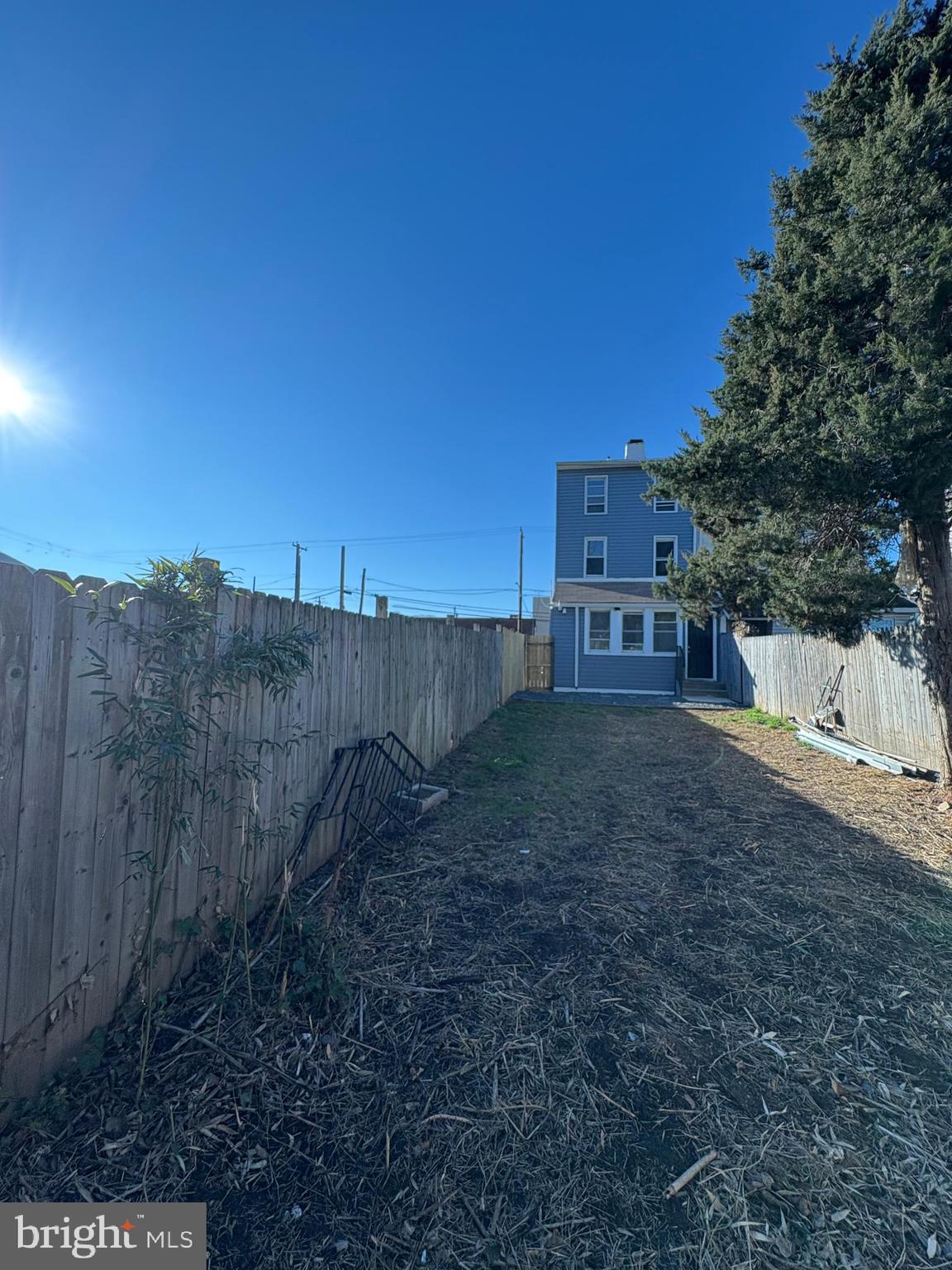 11 W FRONT STREET