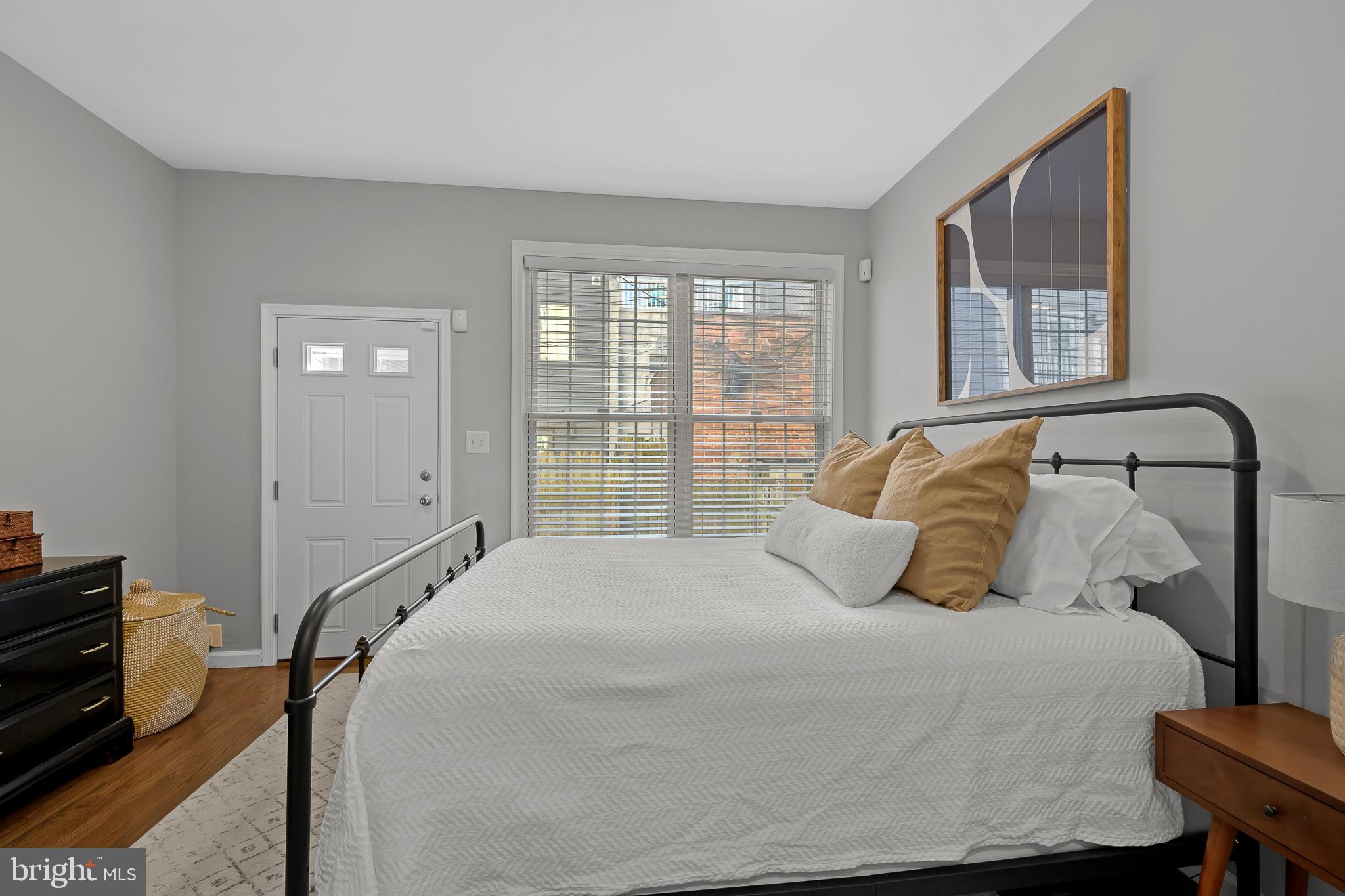 GRADUATE HOSPITAL - Residential