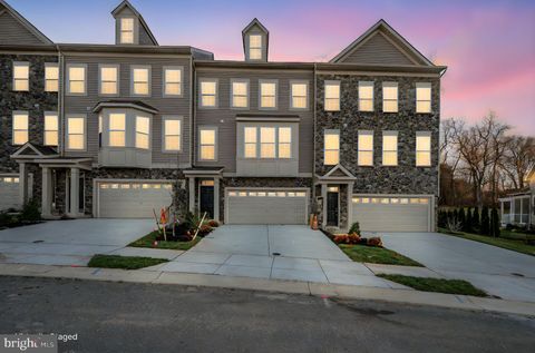 Townhouse For Sale - 257 Grove View Drive<br/> HOCKESSIN, DE 19707