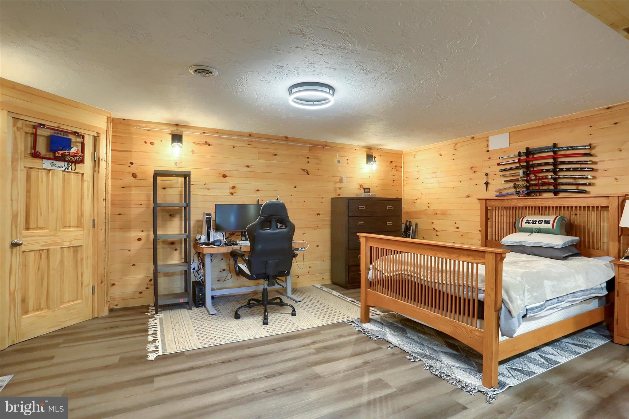 THE WOODS - Residential