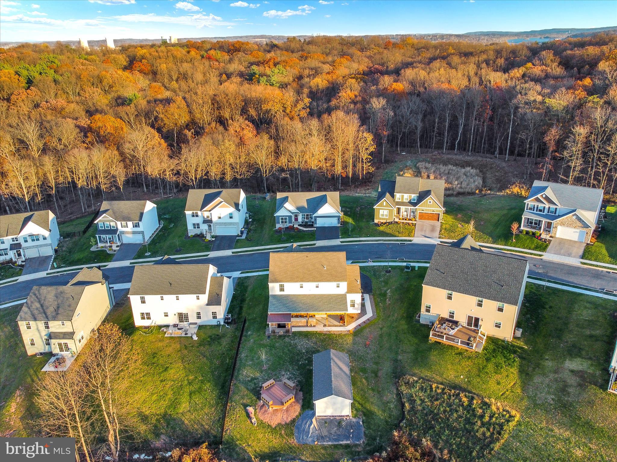 THE WOODS - Residential