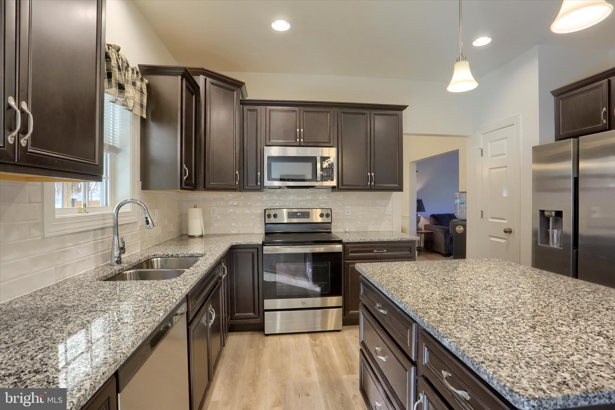 THE WOODS - Residential