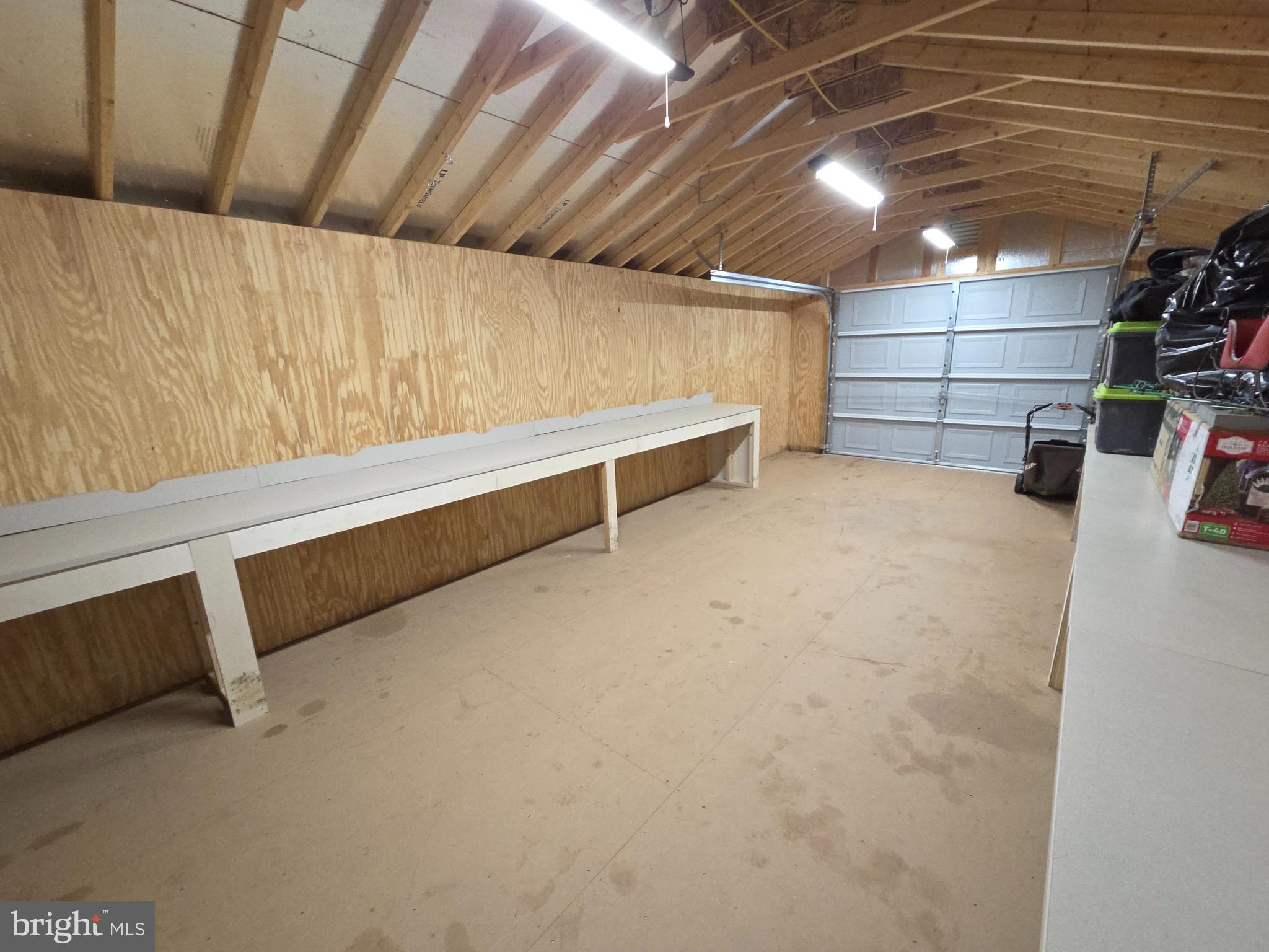 THE WOODS - Residential