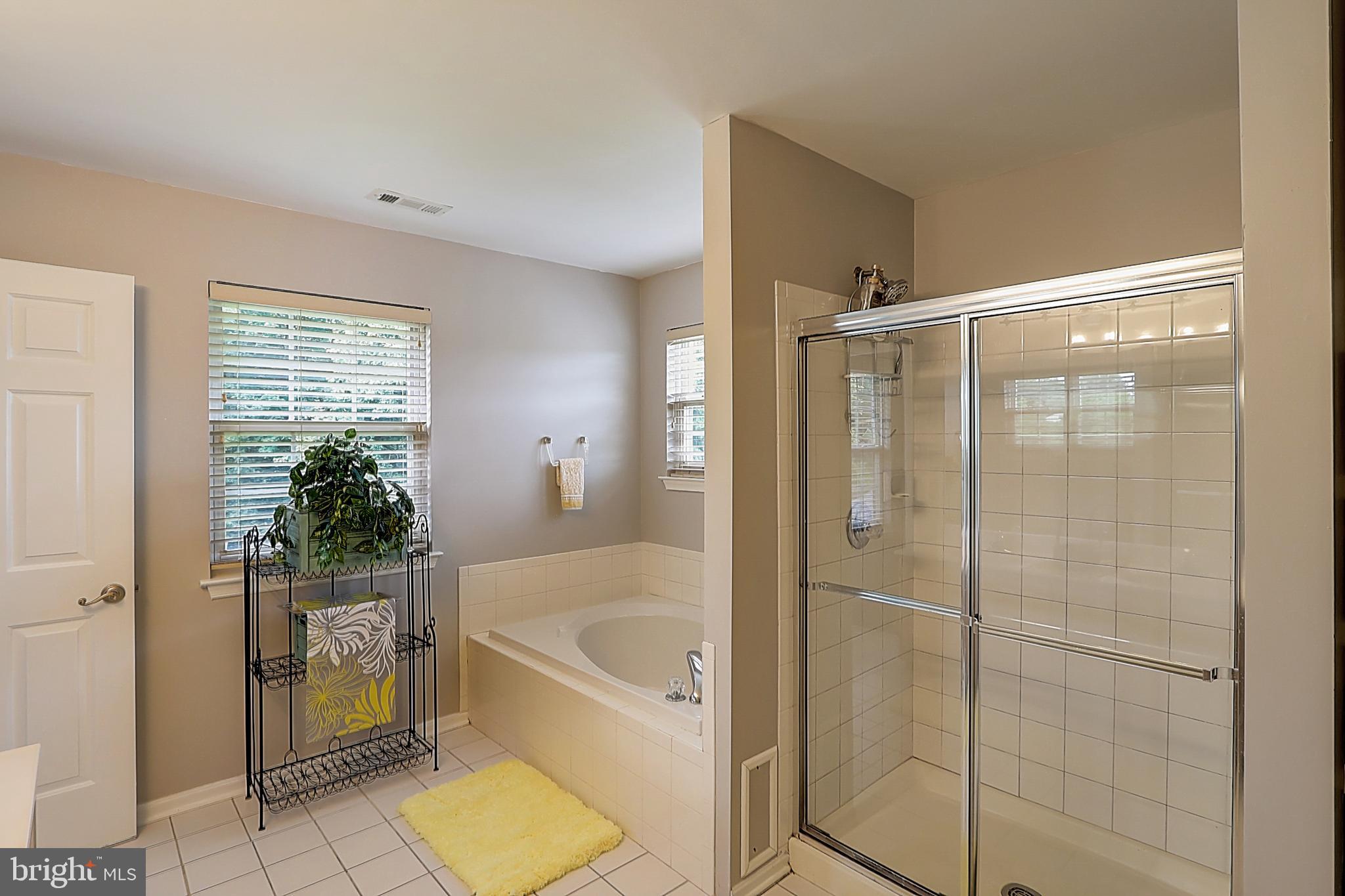 CHELTENHAM WOODS - Residential