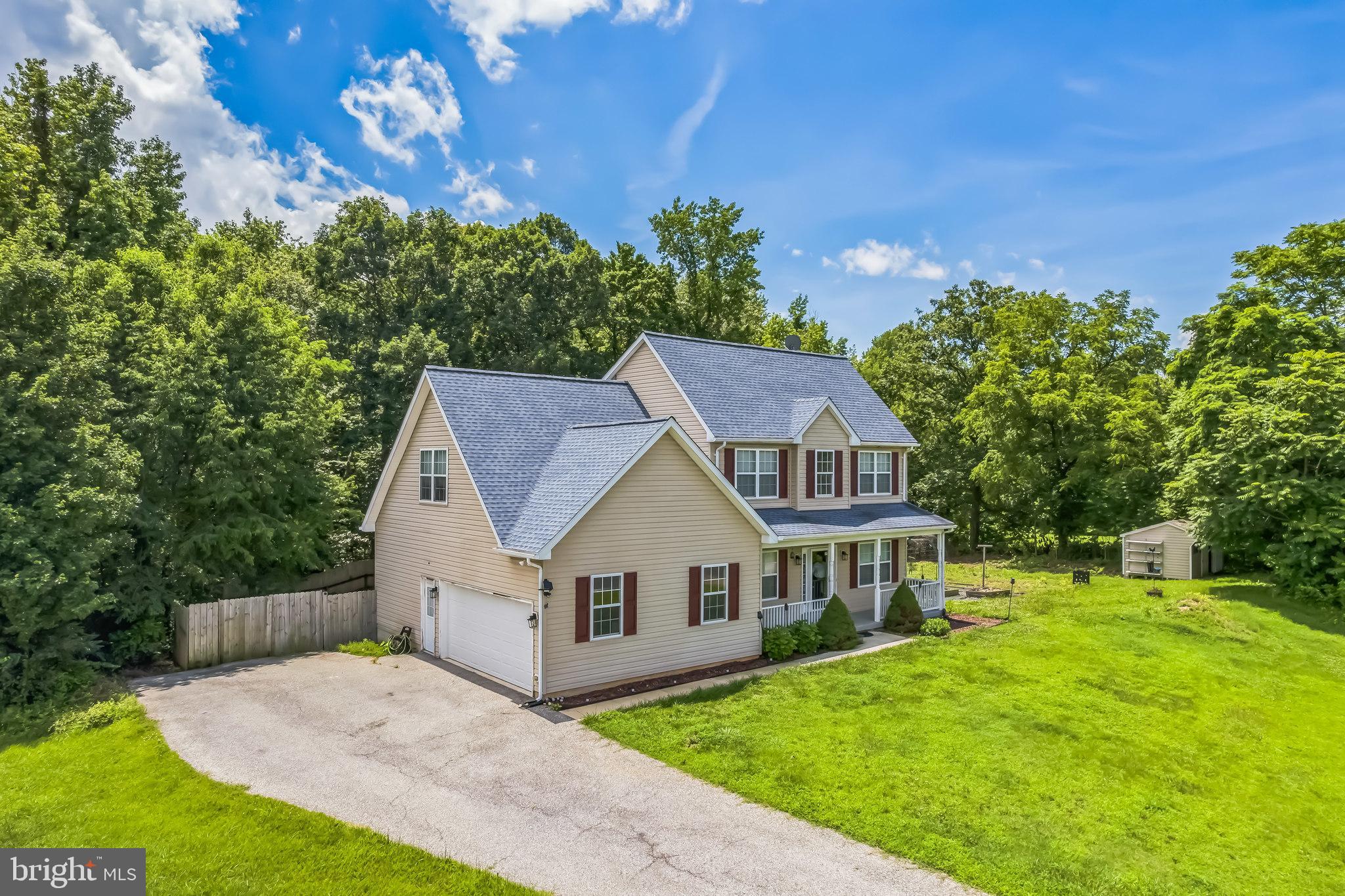 1645 GREEN MANOR DRIVE