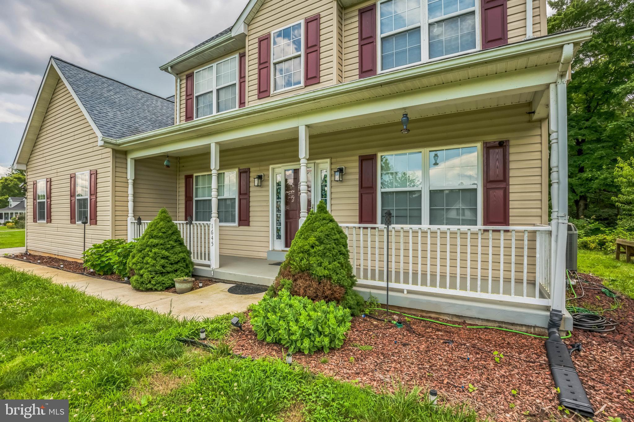 1645 GREEN MANOR DRIVE