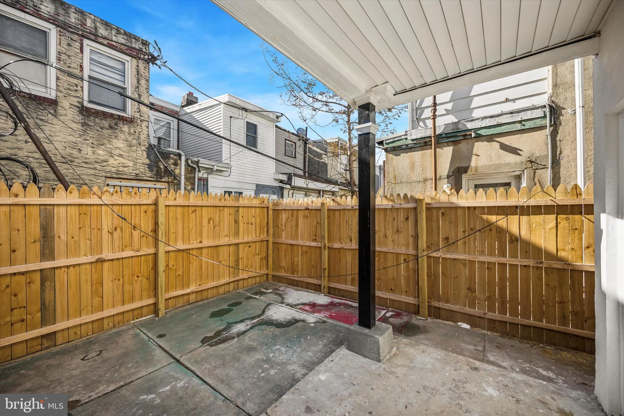 Philadelphia, Pennsylvania 19145, United States, 2 Bedrooms Bedrooms, ,2 BathroomsBathrooms,Residential,Pending,23886