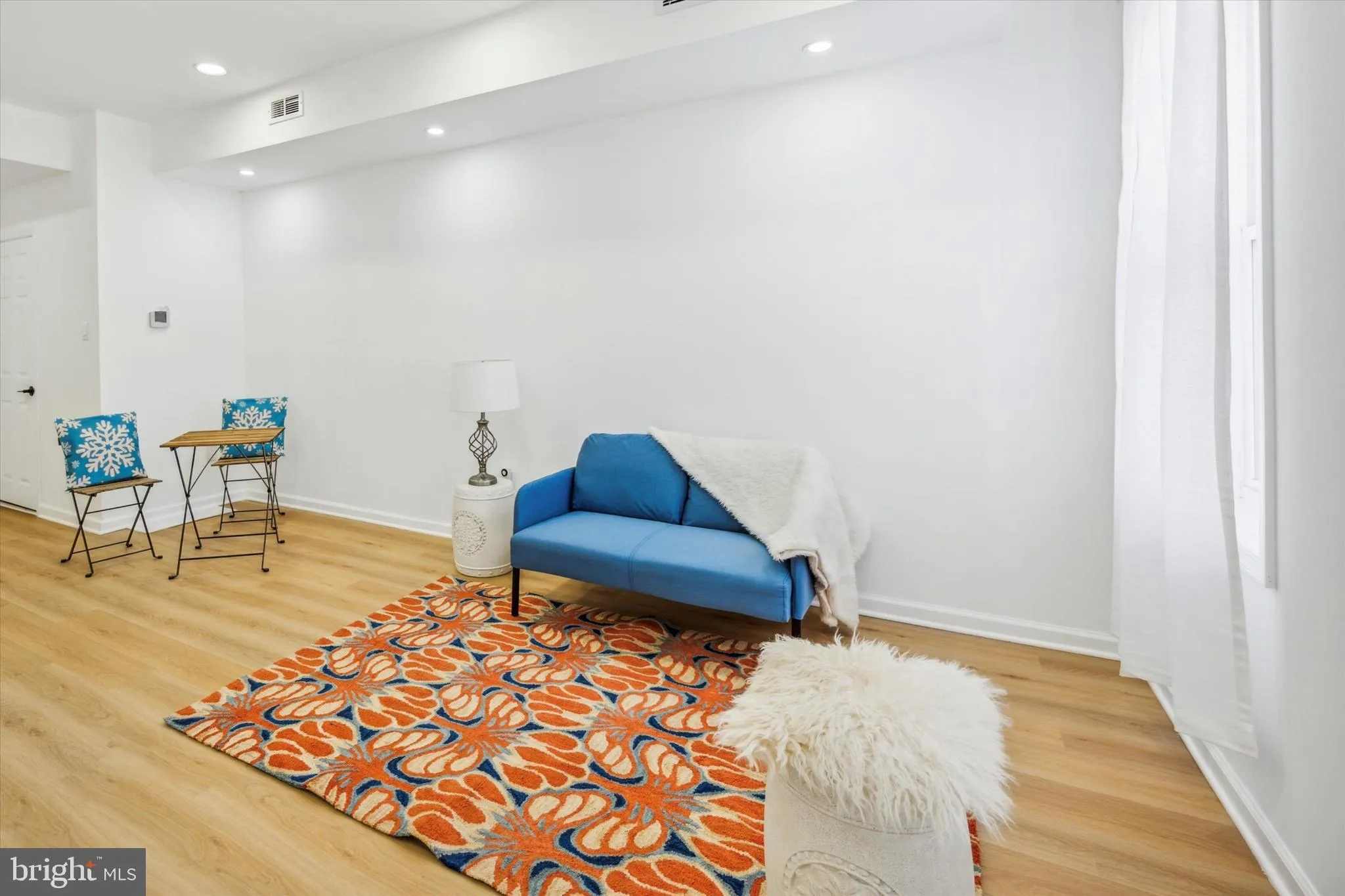 Philadelphia, Pennsylvania 19145, United States, 2 Bedrooms Bedrooms, ,2 BathroomsBathrooms,Residential,Pending,23886