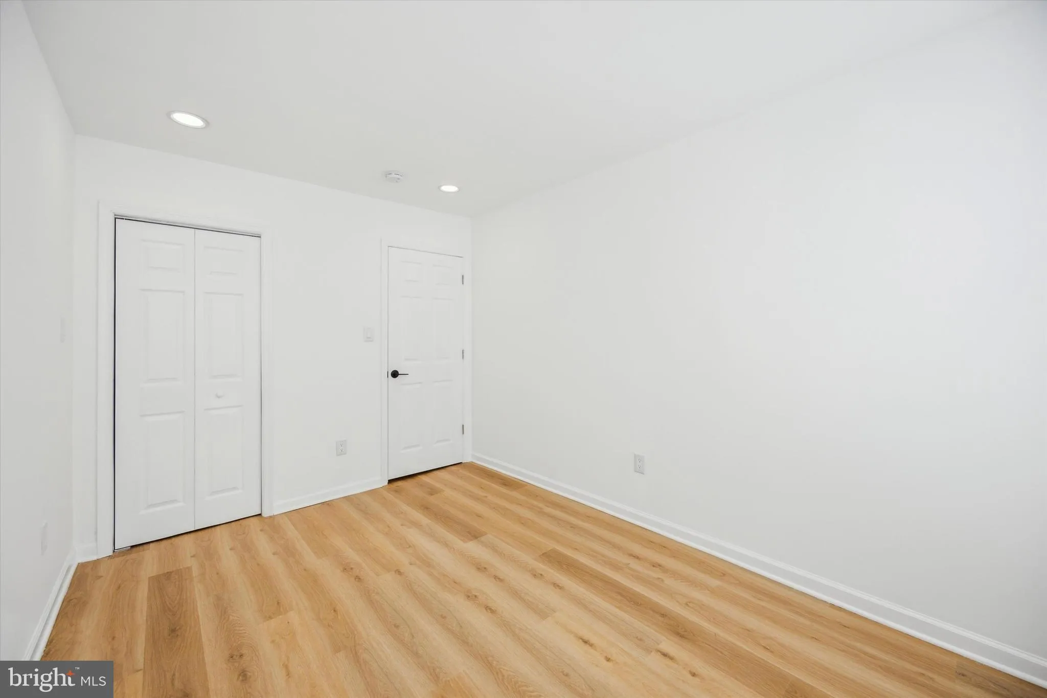 Philadelphia, Pennsylvania 19145, United States, 2 Bedrooms Bedrooms, ,2 BathroomsBathrooms,Residential,Pending,23886