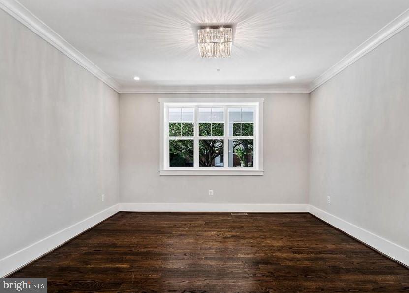 WILDWOOD MANOR - Residential