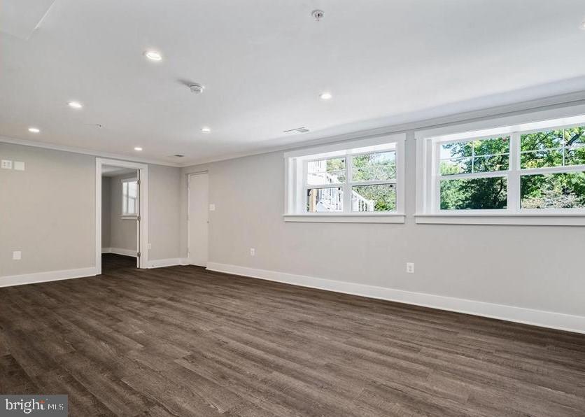 WILDWOOD MANOR - Residential