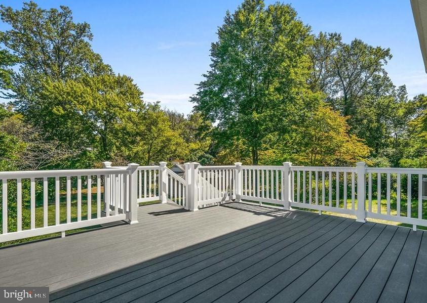 WILDWOOD MANOR - Residential