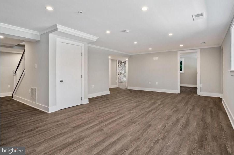 WILDWOOD MANOR - Residential