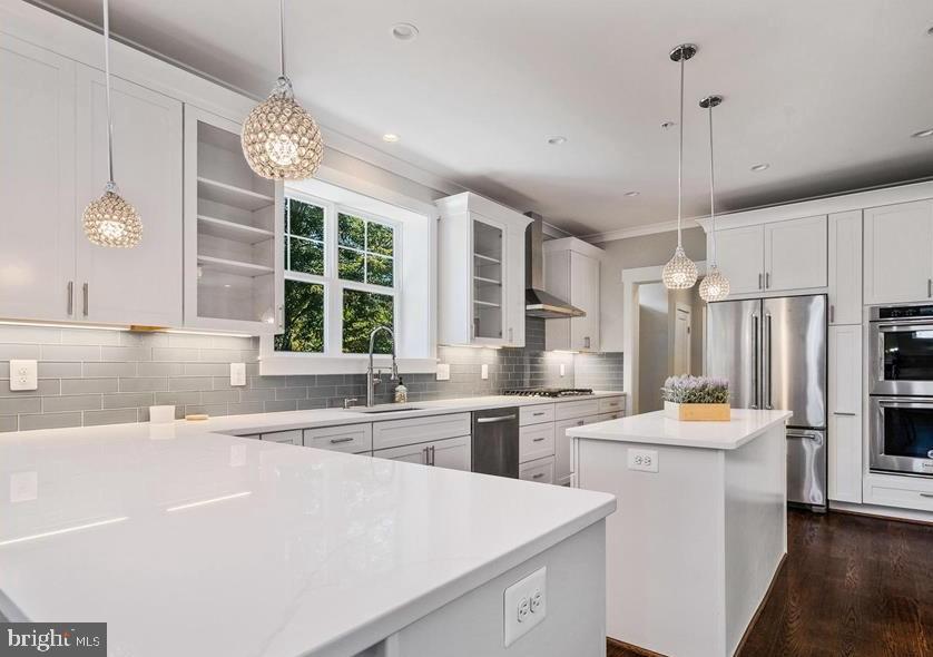 WILDWOOD MANOR - Residential