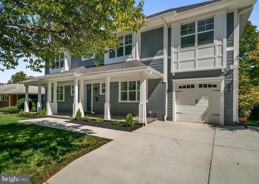 WILDWOOD MANOR - Residential