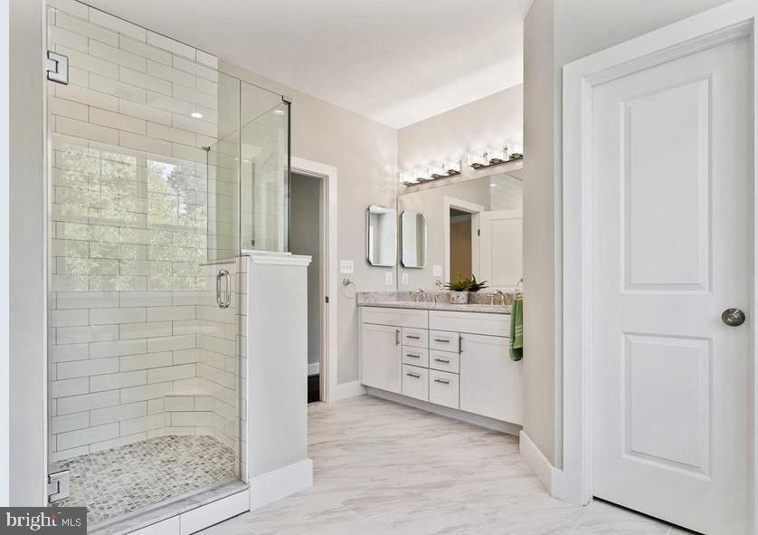 WILDWOOD MANOR - Residential