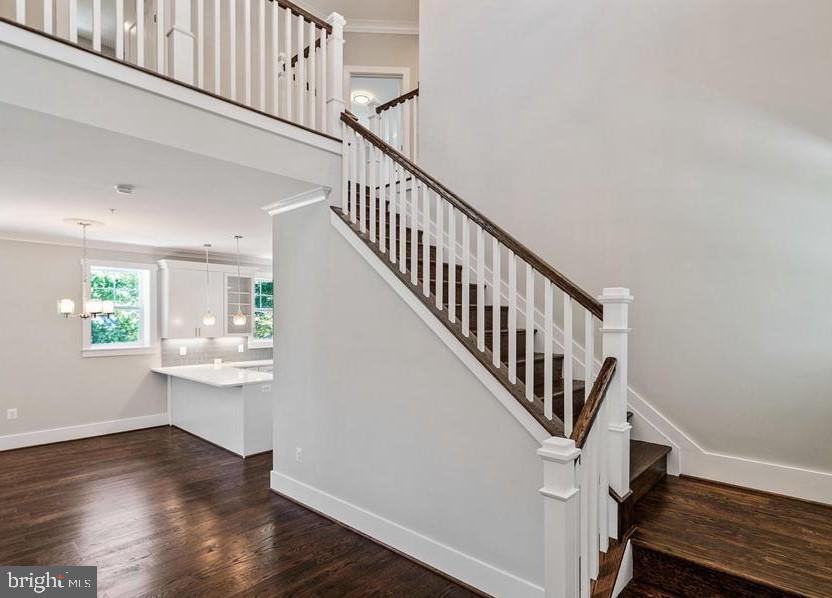 WILDWOOD MANOR - Residential