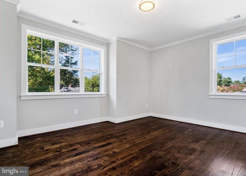 WILDWOOD MANOR - Residential