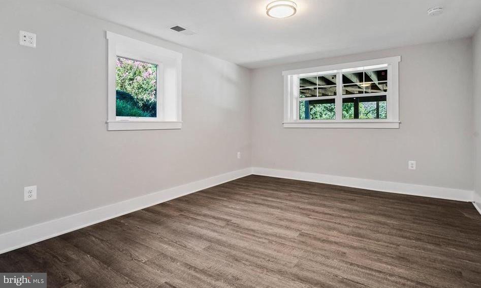 WILDWOOD MANOR - Residential