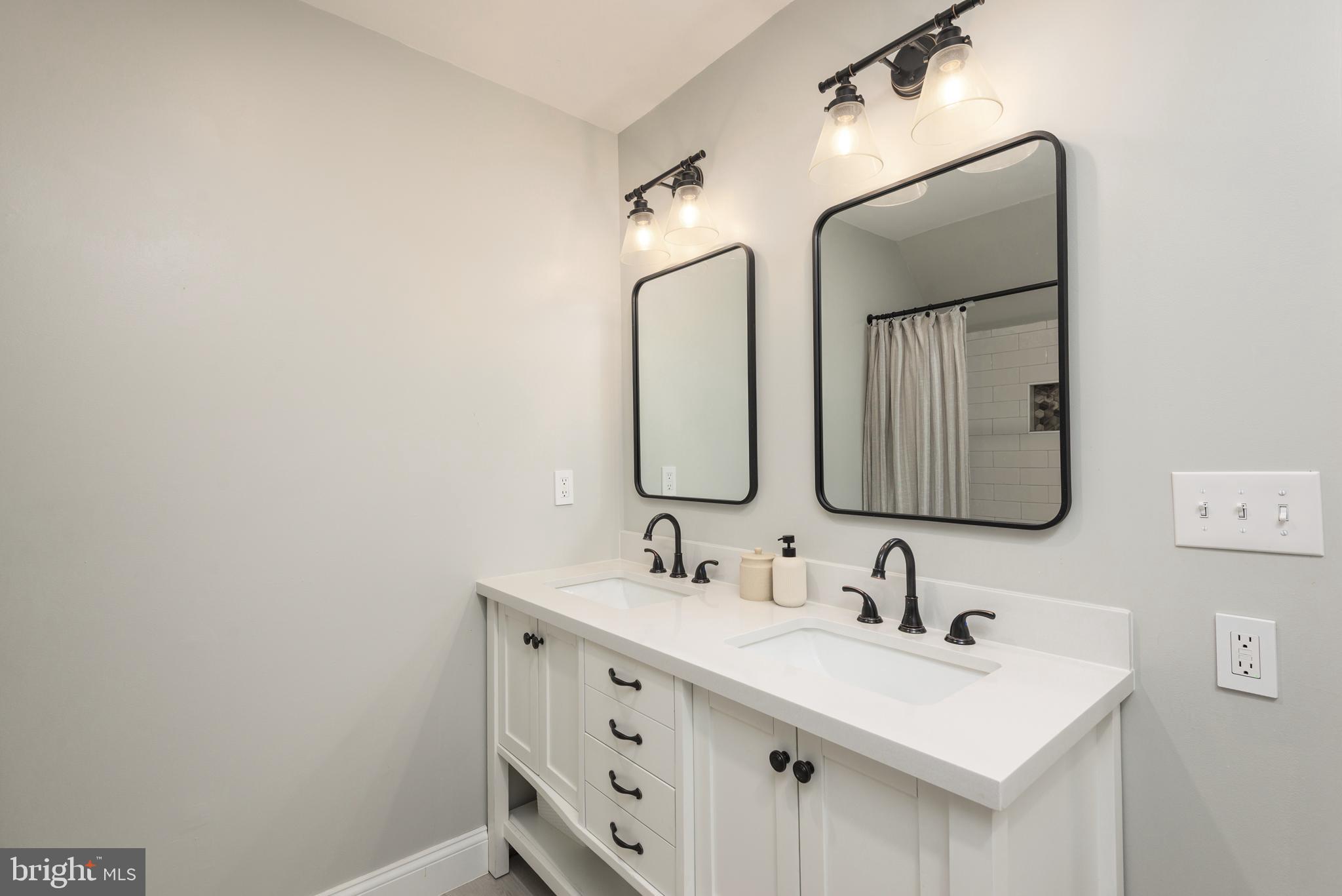 CLOVERFIELDS - Residential