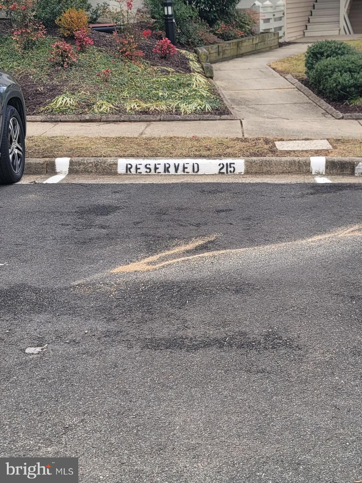 CARR AT PINECREST - Residential Lease