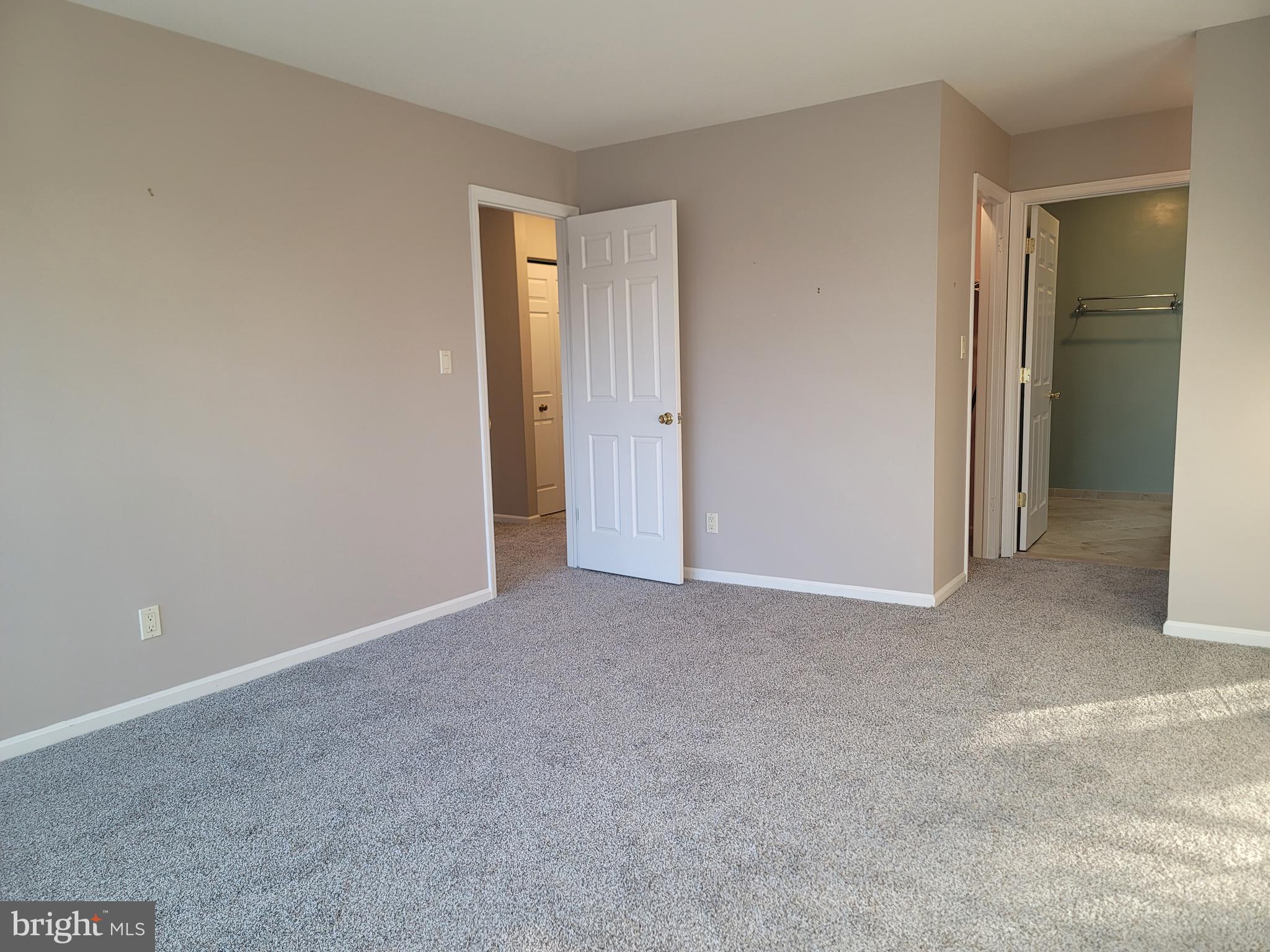 CARR AT PINECREST - Residential Lease