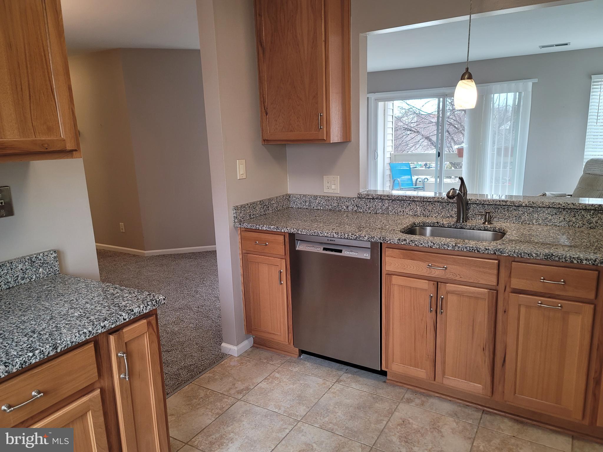 CARR AT PINECREST - Residential Lease