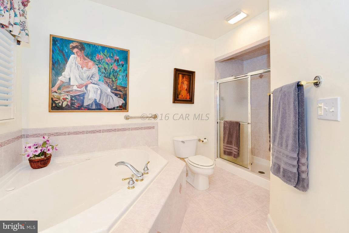 OCEAN PINES - BAY COLONY - Residential