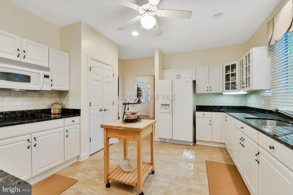 OCEAN PINES - BAY COLONY - Residential