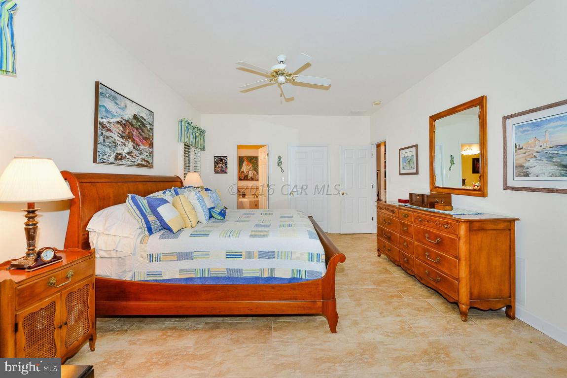 OCEAN PINES - BAY COLONY - Residential