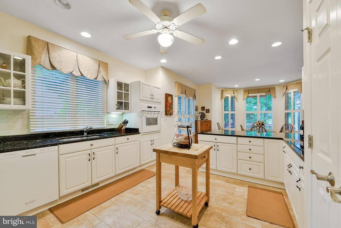 OCEAN PINES - BAY COLONY - Residential