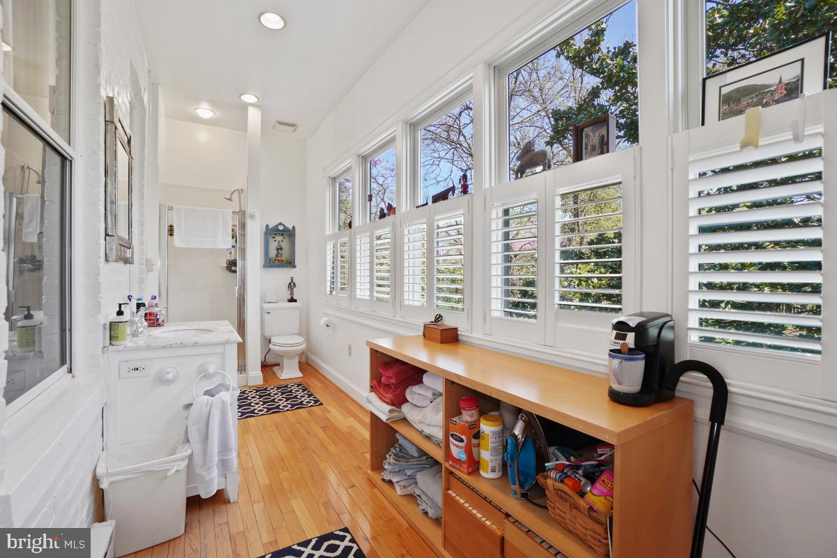 TAKOMA PARK - Residential