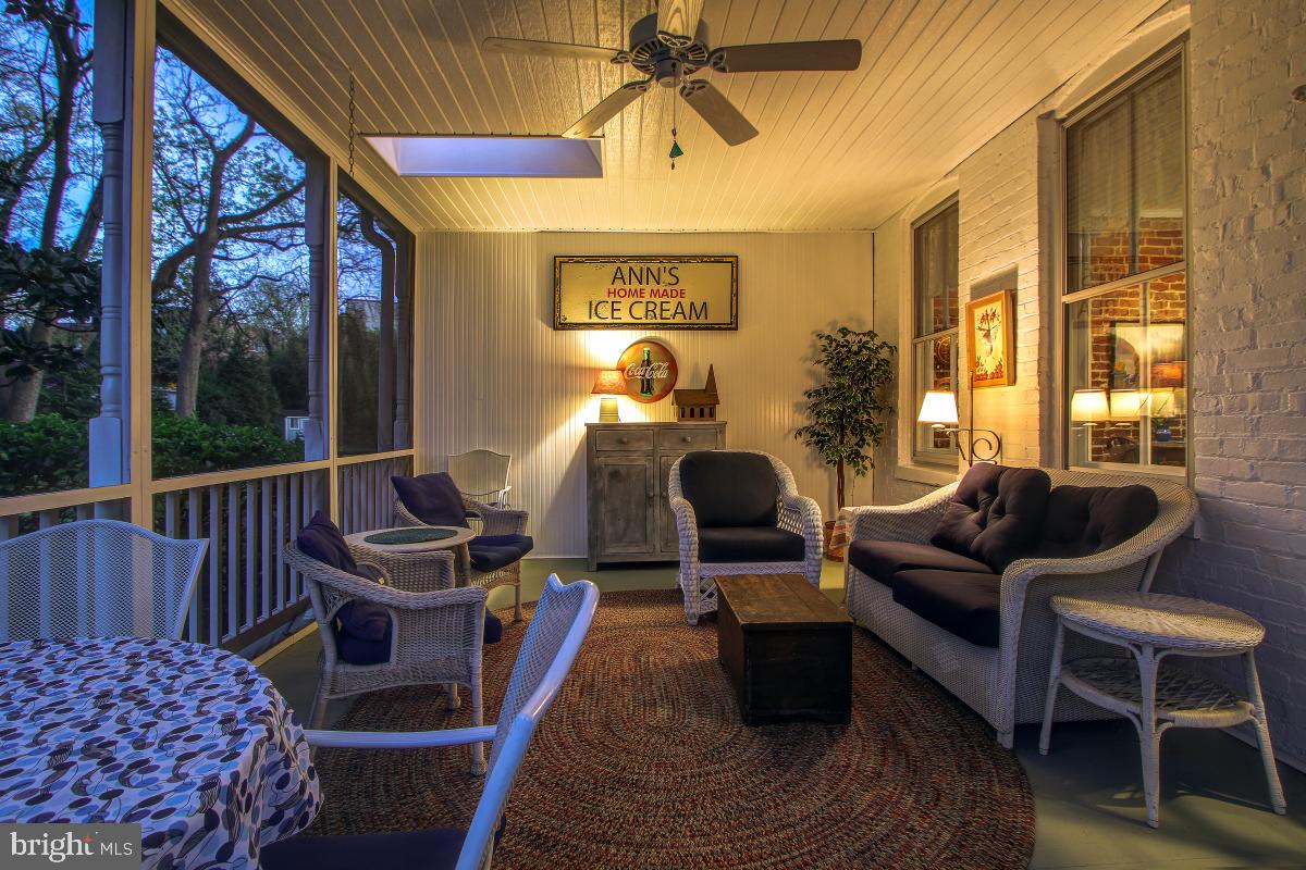 TAKOMA PARK - Residential