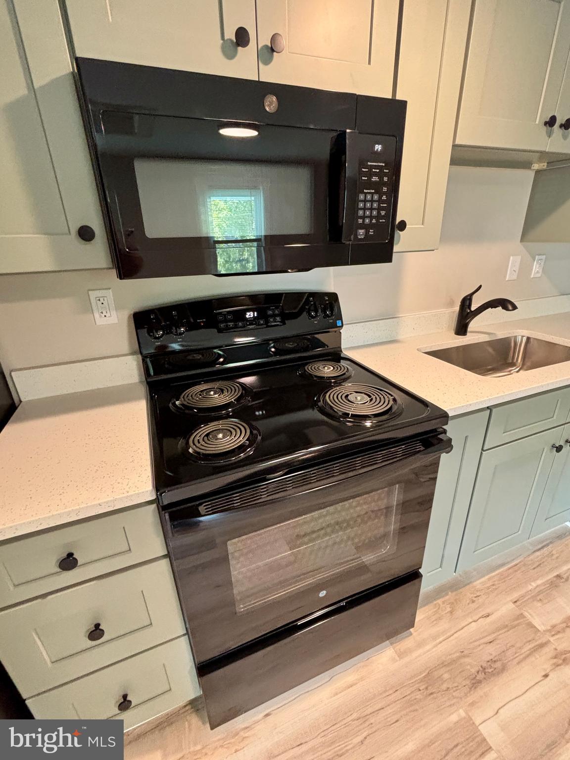 CHARLES TOWN - Residential Lease