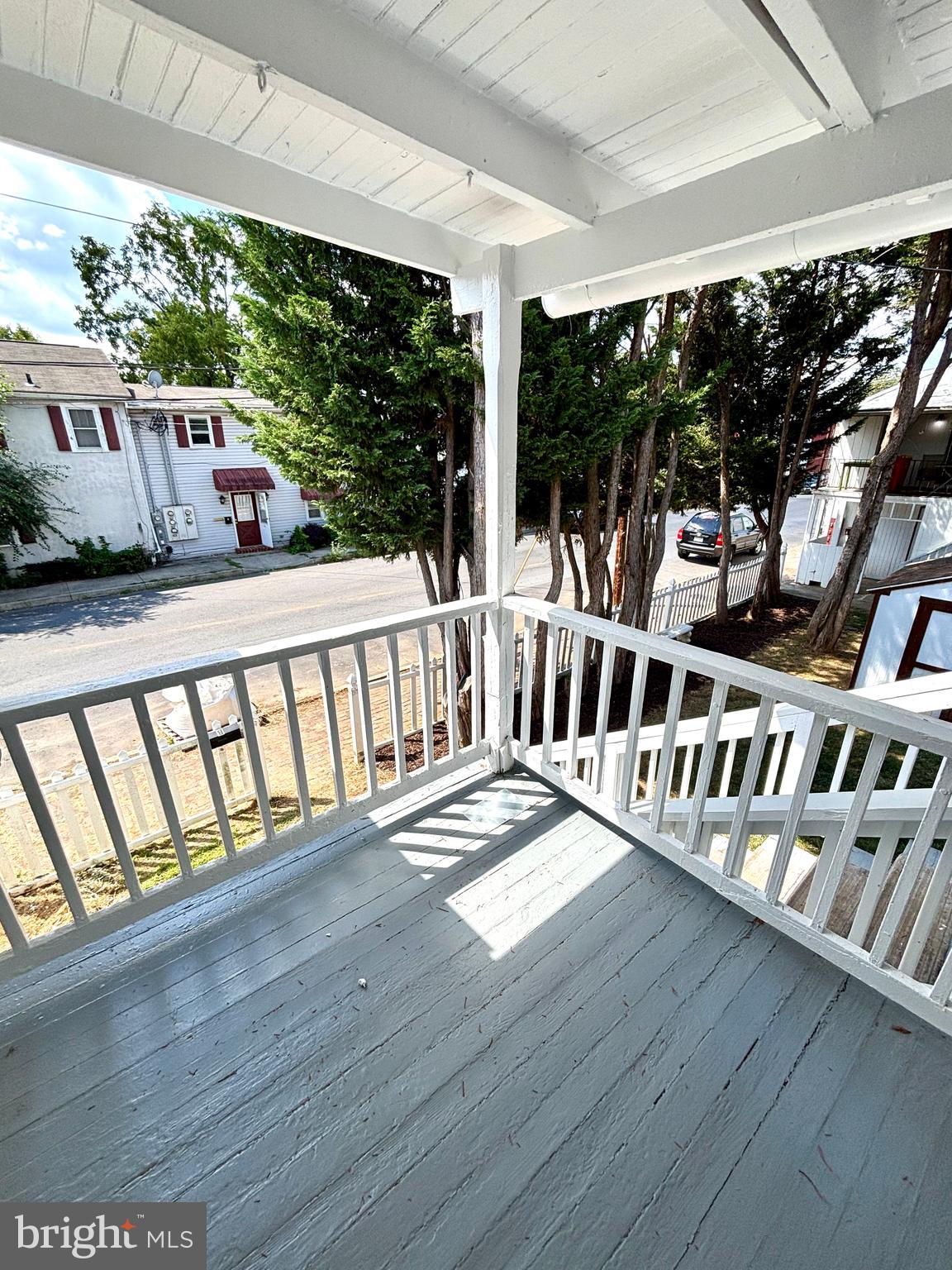 CHARLES TOWN - Residential Lease