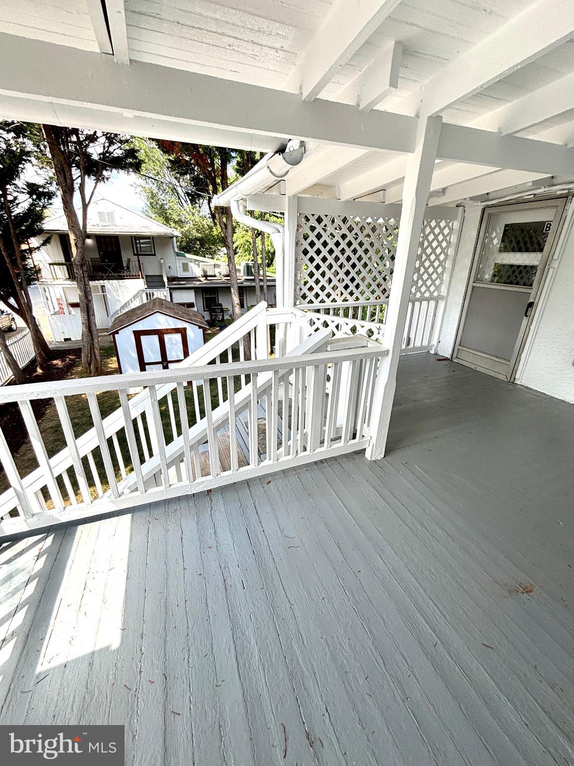 CHARLES TOWN - Residential Lease