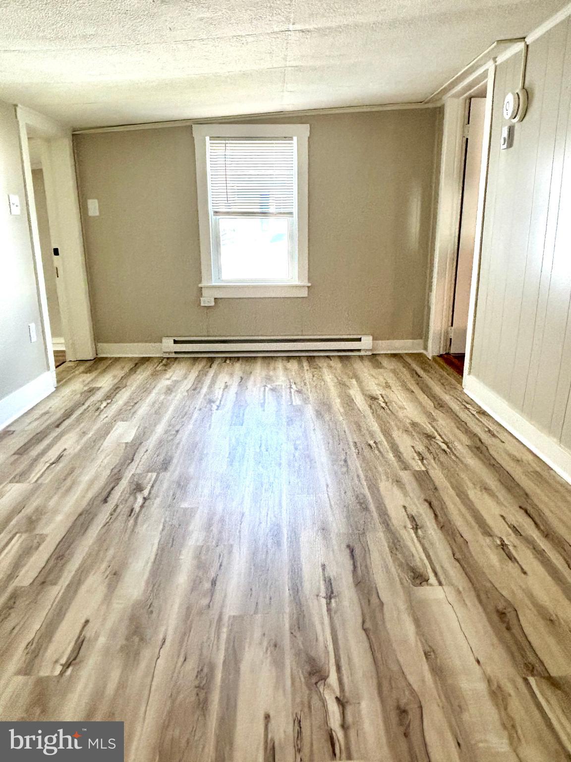 CHARLES TOWN - Residential Lease