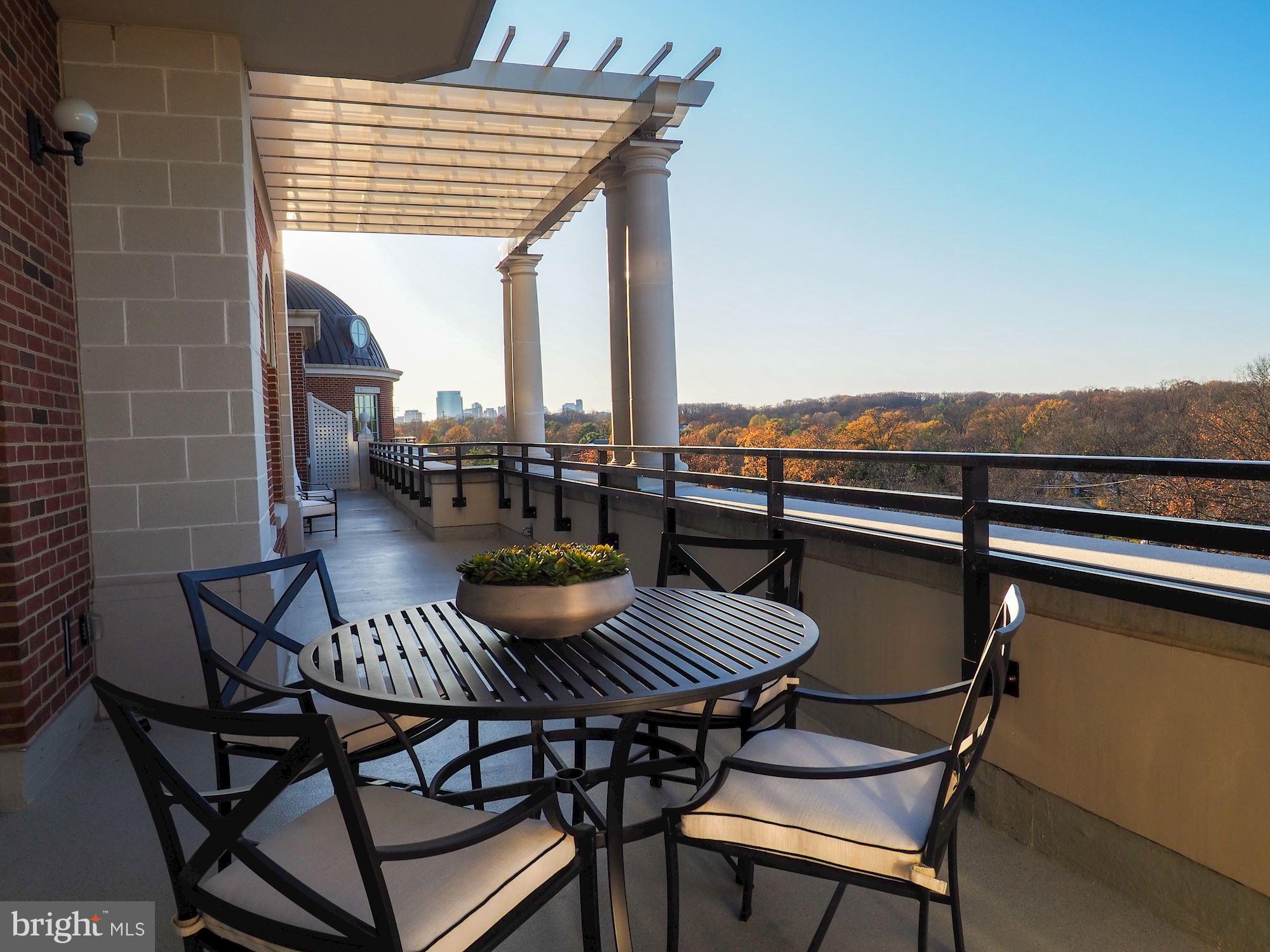 THE SIGNET - Residential