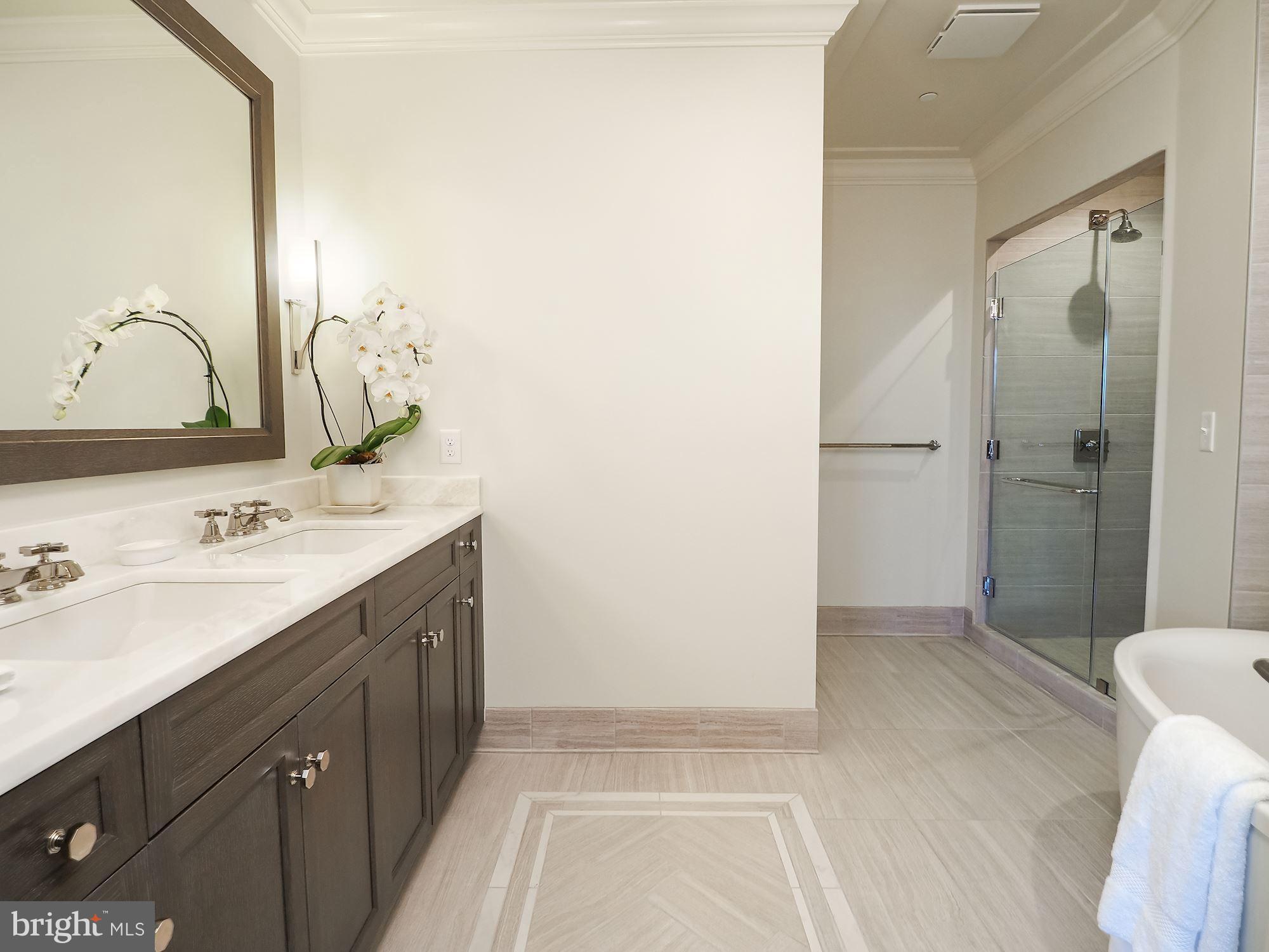 THE SIGNET - Residential