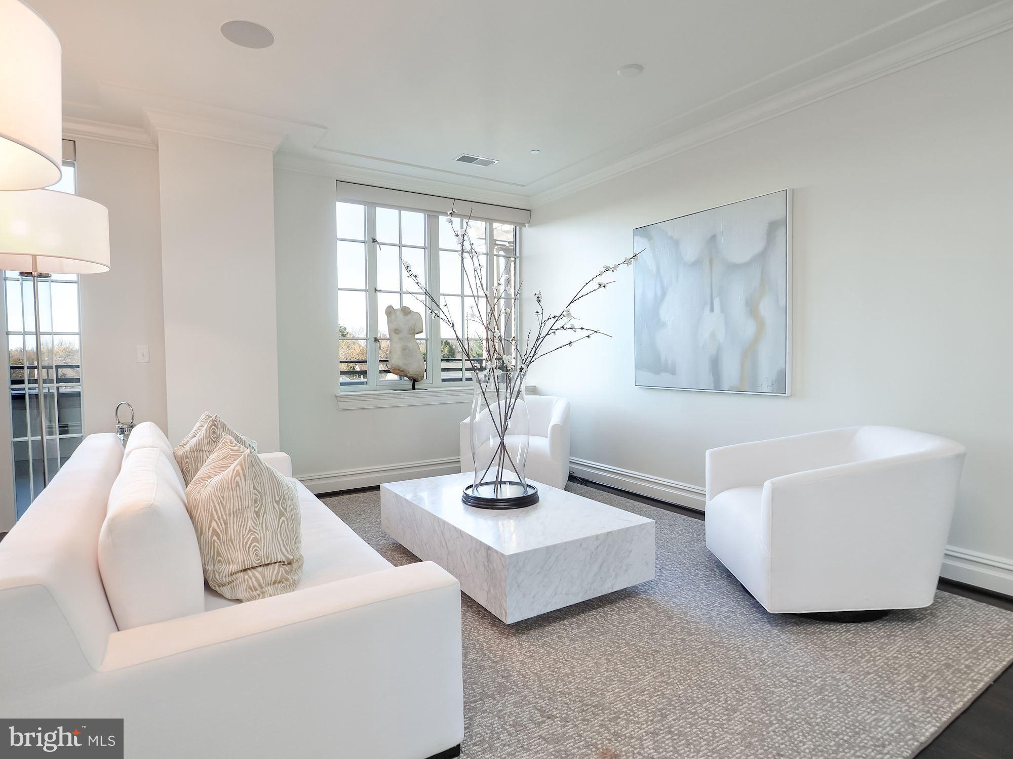 THE SIGNET - Residential